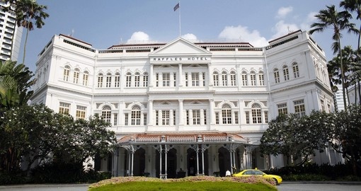 Visit the Raffles hotel on your singapore tour
