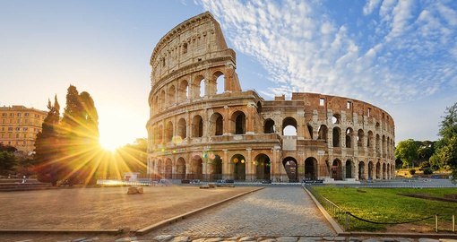 Visit Rome's amazing landmarks during your Italy vacation