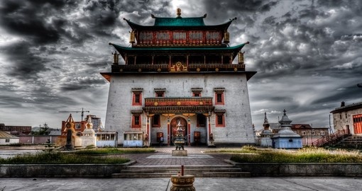 Gandantegzilen Monastery in Ulaan Bataar is a architectural marvel and must be visited on your Mongolian Vacation