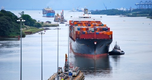 The famous Panama Canal is a great experience on your Panama vacation