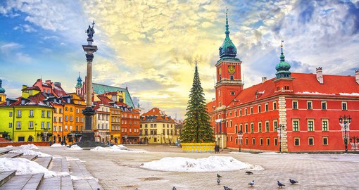 Explore Warsaw's Old Town, complete with colourful buildings, cultural food, and the Royal Castle