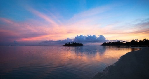 Enjoy Sunset on Muri Beachi on your visit to the Cook Islands