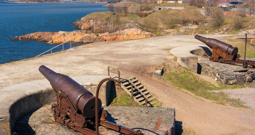 Large guns at Suomenlinna maritime fortress