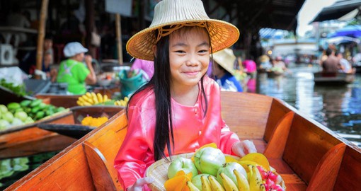 Explore Floating Market in Bangkok during your next Thailand vacations.