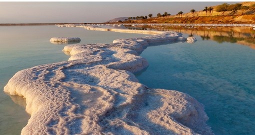 Morning sunshine on the Dead Sea coast - a great photo opportunity when travelling to Jordan.