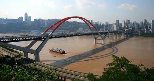 Caiyuanba Yangtze River bridge in Chongqing is a photo opportunity while on Yangtze River cruises