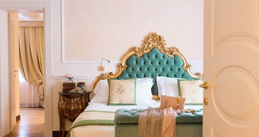 Luxury accommodations at Hotel Bernini Palace