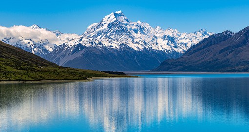 At 3,724 meters, Aoraki / Mount Cook is New Zealand's highest mountain