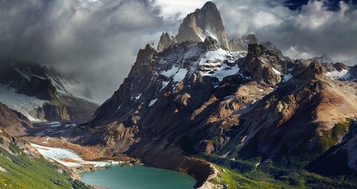 Mount Fitz Roy and Laguna Torre in the Patagonia are a great photo opportunity on Argentina vacations