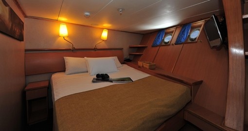 Finish the day in your Twin Cabin on your Galapagos Tour