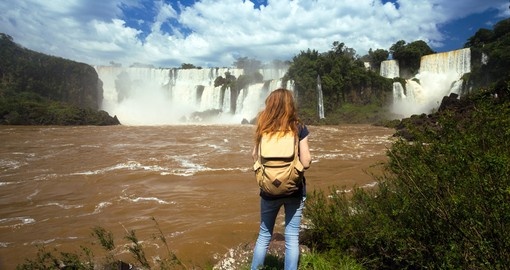 Enjoy the amazing view of Magnificent Iguassu falls on your next Argentina vacations.
