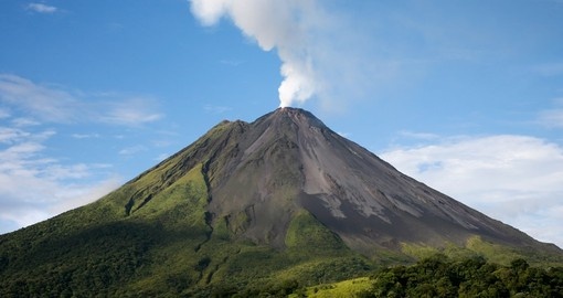 Arenal Volcano is a highlight of your costa rica vacation