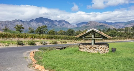 The Cape Winelands around Stellenbosch give the opportunity to sample fine wines on your South African tour