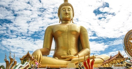 The biggest buddha statue in Thailand