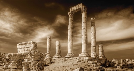 Temple of Hercules is a great photo opportunity while on your Jordan vacation.