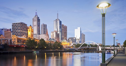 Begin tour Australia tour in Melbourne, the country's cultural capital