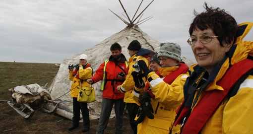 Experience the indigenous culture and lifestyles of the Inuit on Arctic Circle Travel