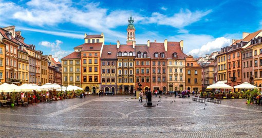 Visit the Old Town Square in Warsaw on your Poland tour