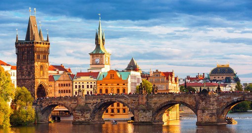 Prague has a bit of everything: historical monuments, impresive architecture, as well as vast gardens and parks