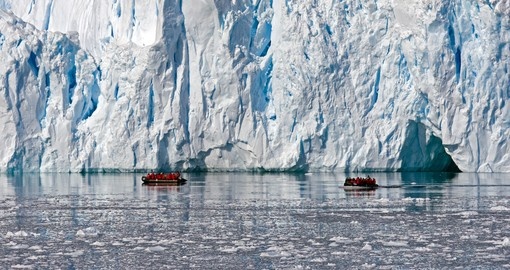 With small boats bringing you up close to the massive icebergs, zodiac tours are included on your Antarctica Cruise