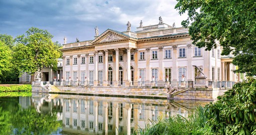 One of Europe’s most beautiful palace and park complexes, Lazienki was established in the 17th century