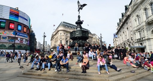 Visit the bustling Piccadilly Circus in London during your next England vacations.