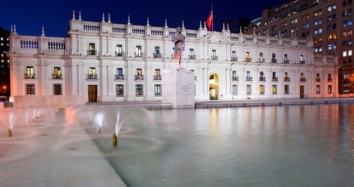 One of Santiage icon locations, Palacio de la Moneda, and a highlight on all Chile vacations