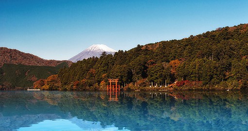 Imerse yourself in the natural landscape that Japan has to offer on your Japanese Vacation