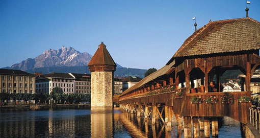 The covered, medieval Chapel Bridge forms the centrepiece of Lucerne’s townscape