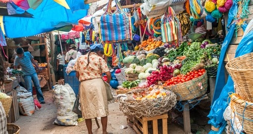 Markets with vegetables and fruit are open every day