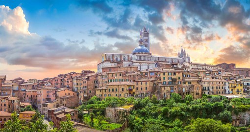 Siena, like other Tuscan hill towns, was first settled around 900 BC