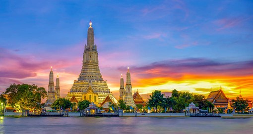 The stunning Wat Arun Temple in Bangkok is one of many beautiful architectural pieces