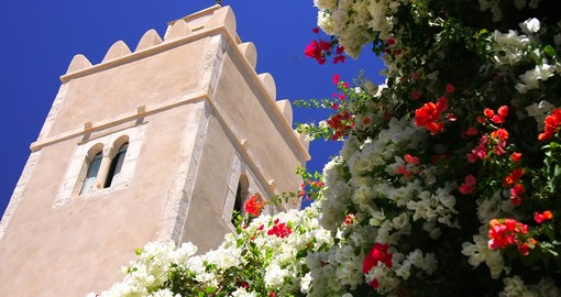 Towers and Flowers in Sousse