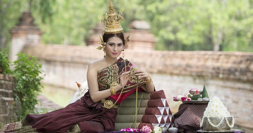 Thai women in traditional Thai style dress